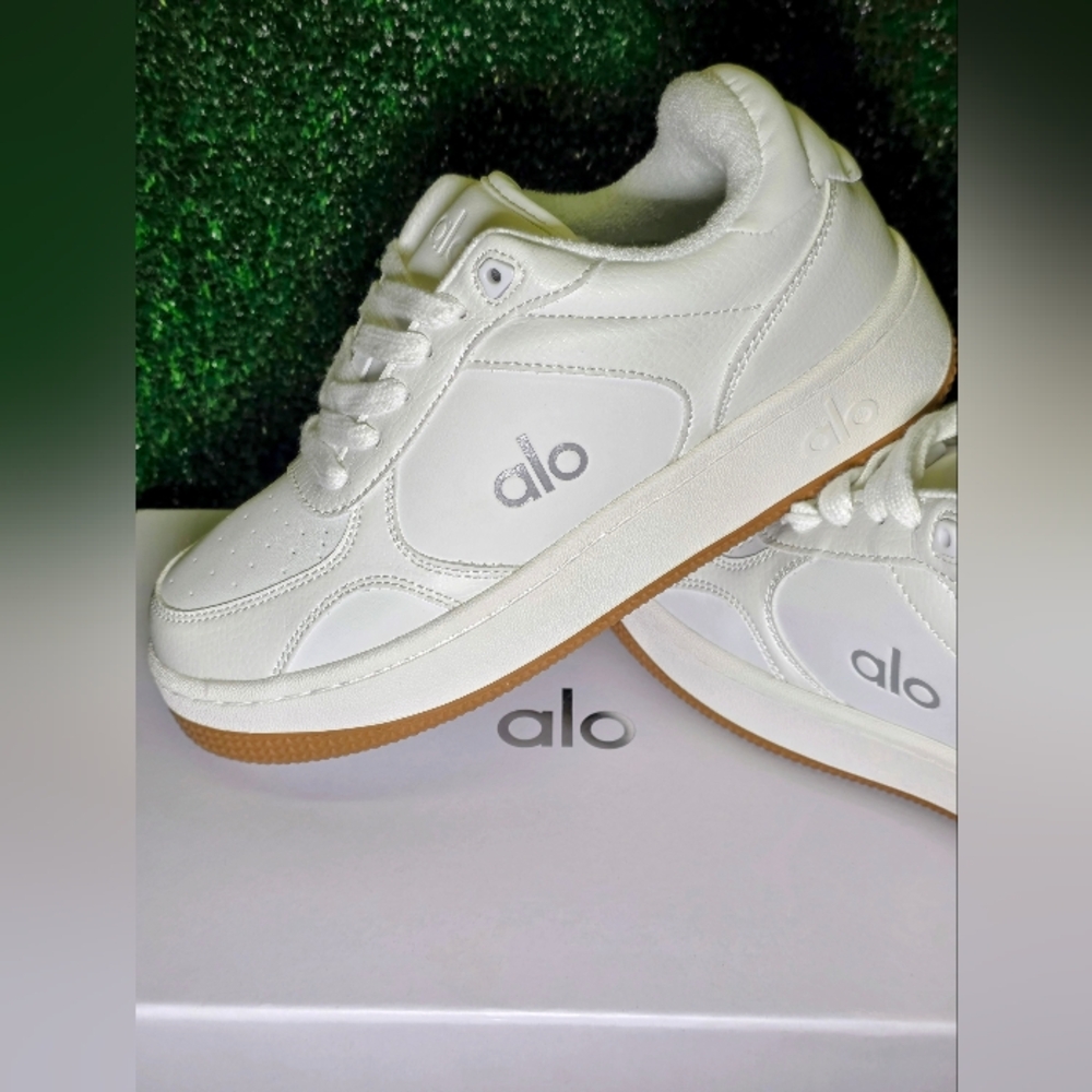 Alo White Recovery Mode Sneakers Women Brand New alo Shoes - Picture 4 of 10